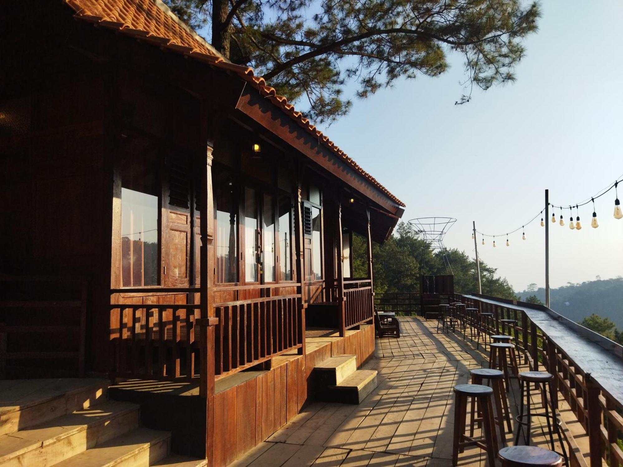 Pijar Resort Powered By Cocotel Kudus ภายนอก รูปภาพ